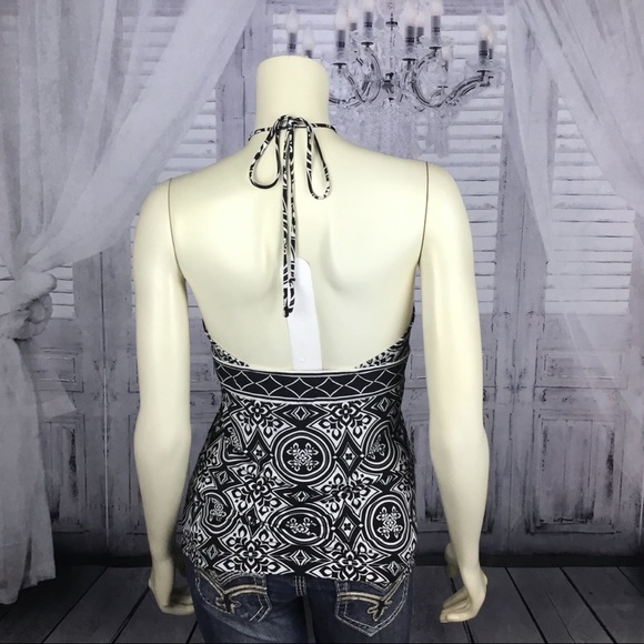 BCBGMAXAZRIA Halter Graphic Top - Picture 4 of 5